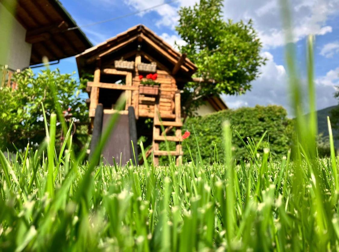Le Cre Introd Exterior photo